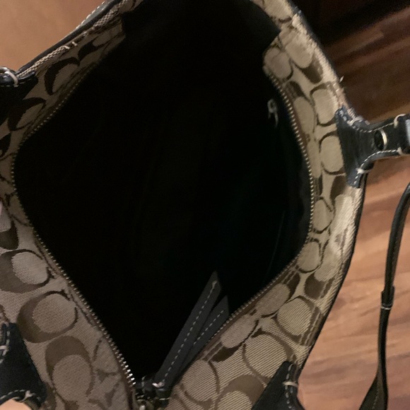 Coach purse - Picture 3 of 3